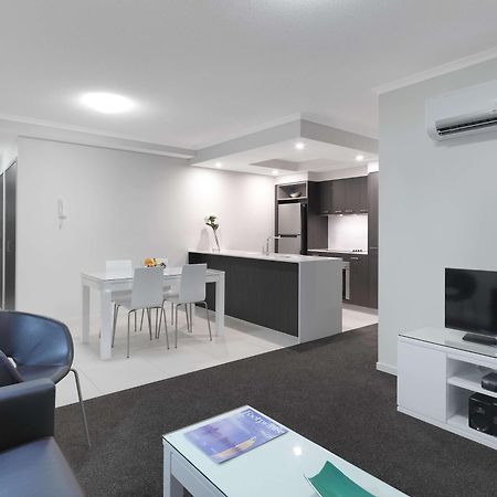 Oaks Mackay Rivermarque Hotel מראה חיצוני תמונה
