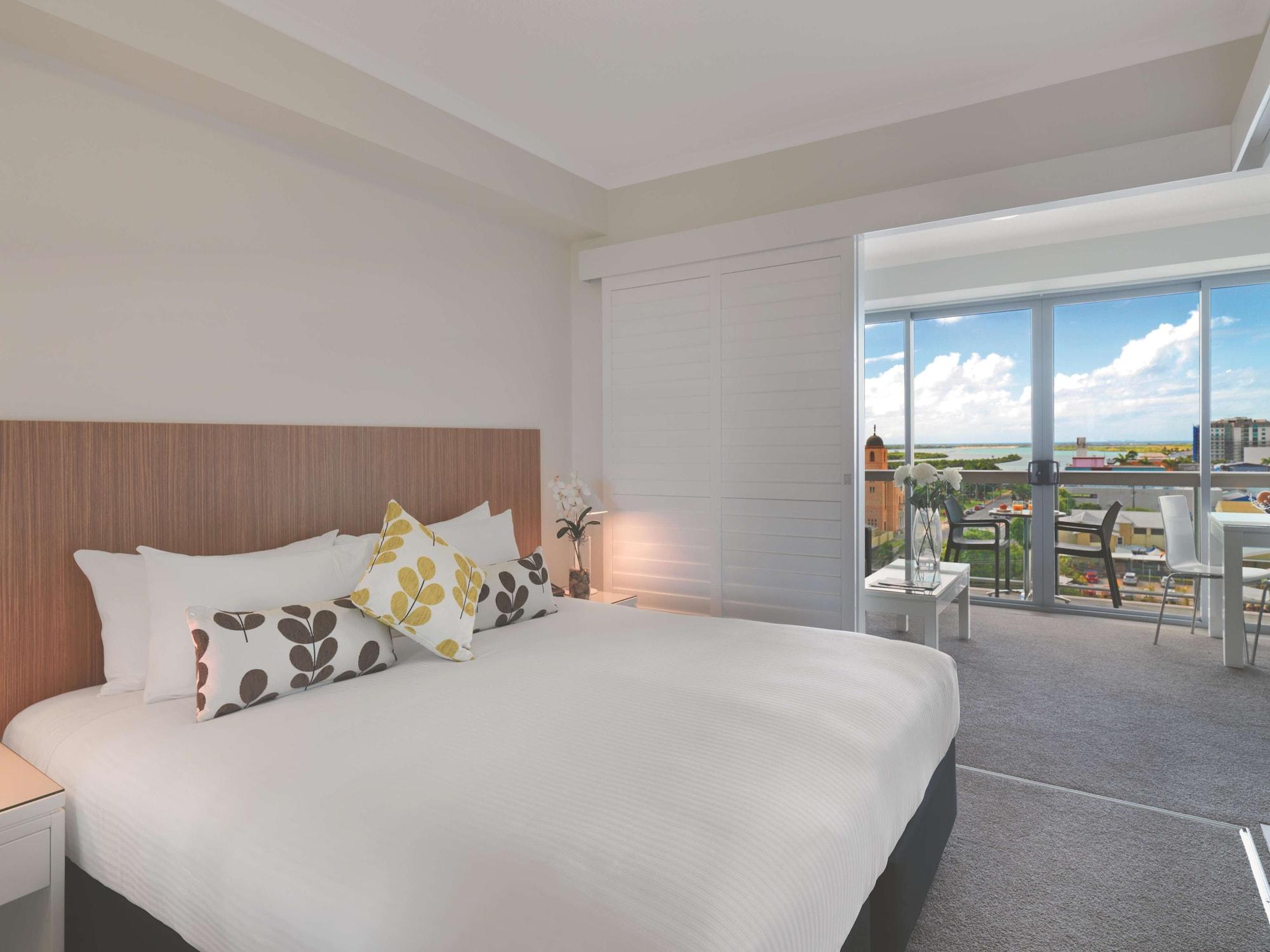 Oaks Mackay Rivermarque Hotel מראה חיצוני תמונה