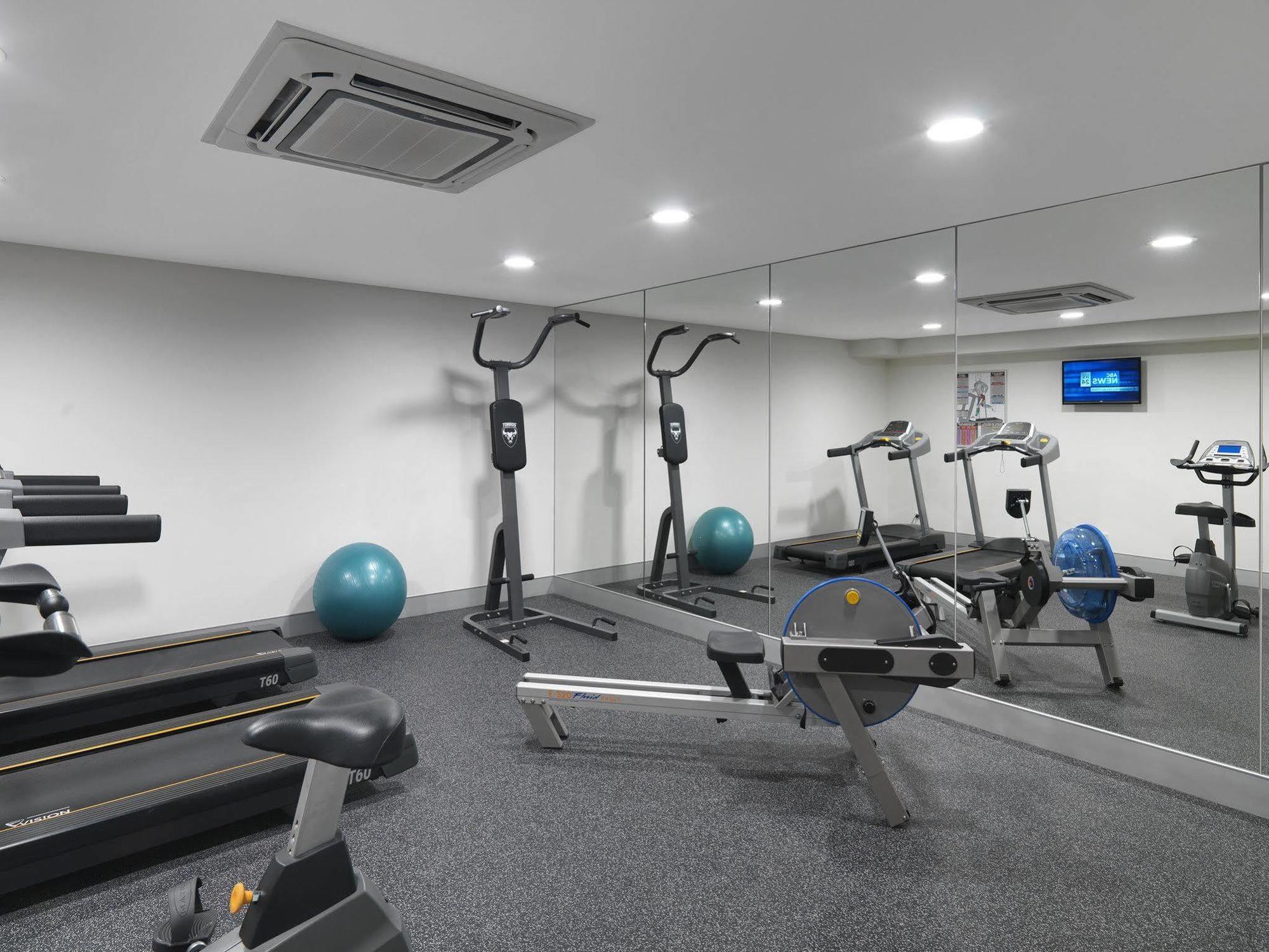Oaks Mackay Rivermarque Hotel מראה חיצוני תמונה
